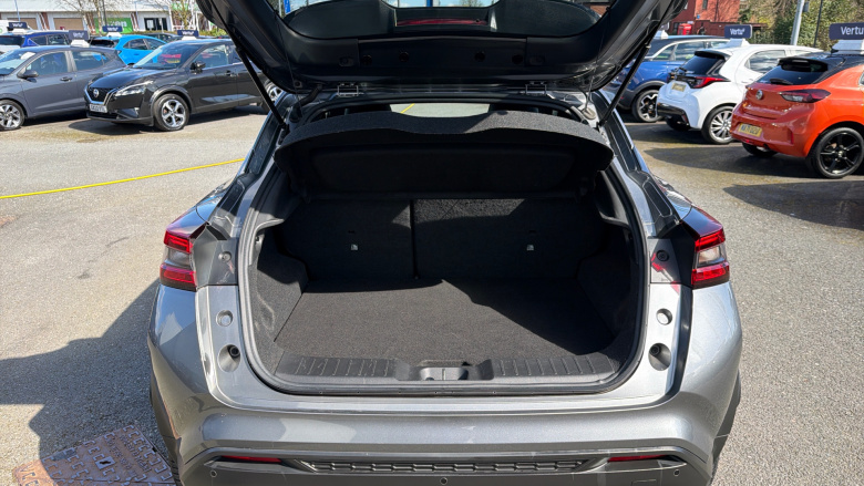 Nissan Juke 1.0 DiG-T 114 N-Connecta 5dr Petrol Hatchback